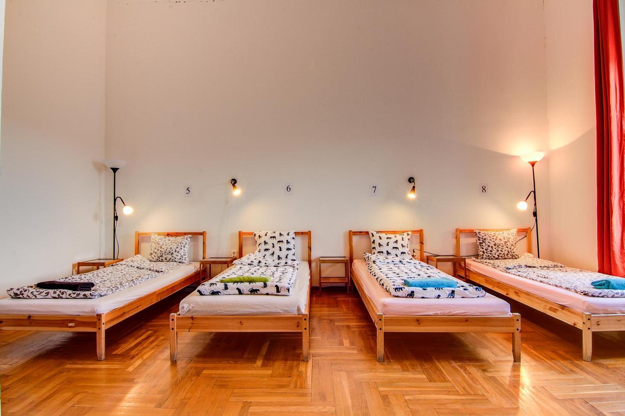 Pal'S Hostel And Apartments Budapest Exterior foto