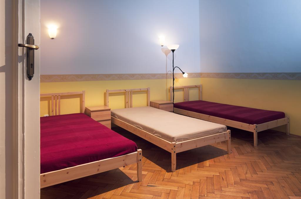 Pal'S Hostel And Apartments Budapest Exterior foto